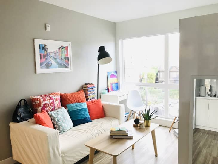 Small Simple Chic Seattle Studio Apartment Tour Apartment Therapy